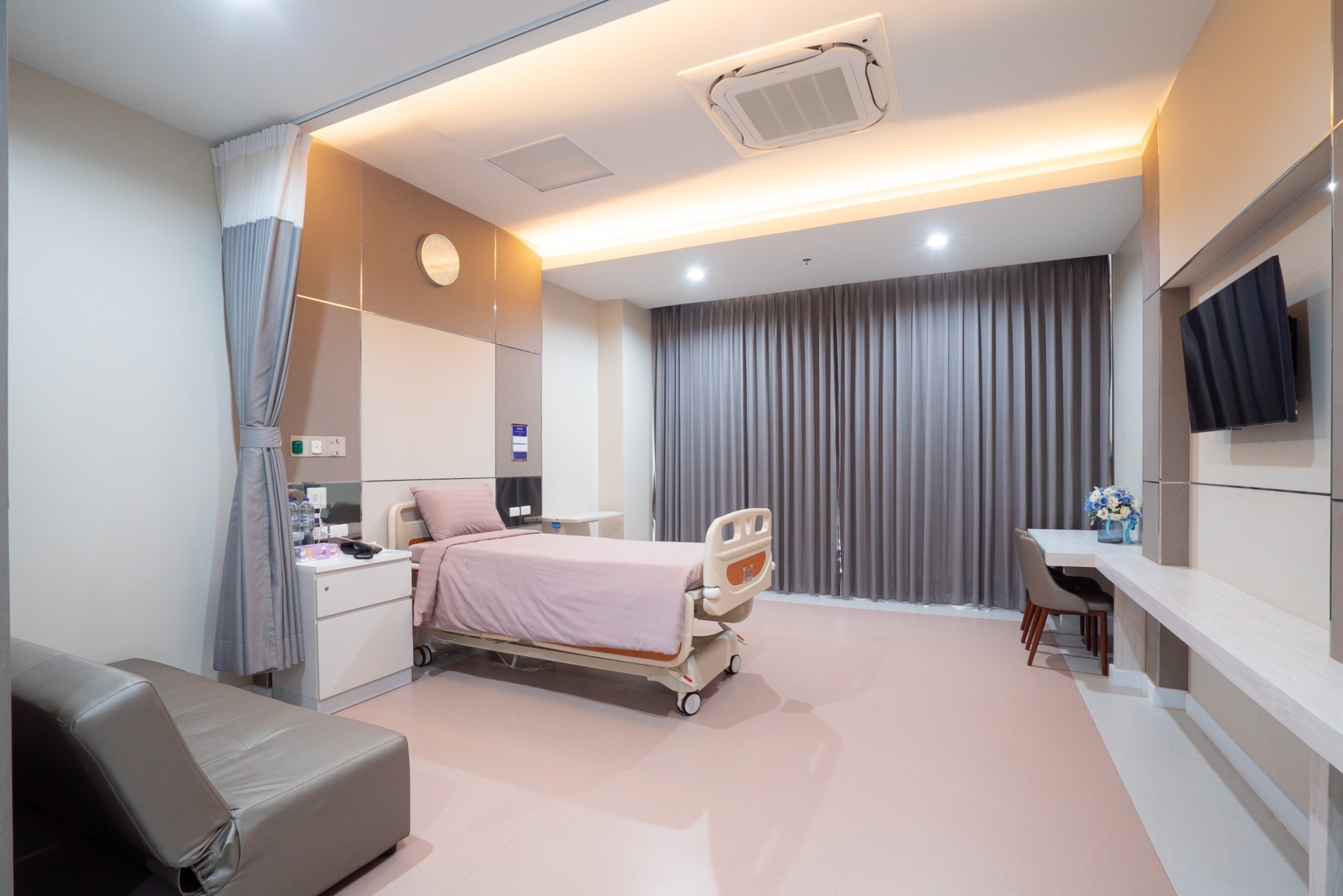 Luangprabang Room — patient room at KIH Vientiane